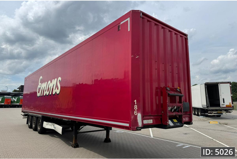 Krone SD / Disk brakes / Double stock - Semi-remorque fourgon: photos 4 Krone SD / Disk brakes / Double stock - Semi-remorque fourgon: photos 4