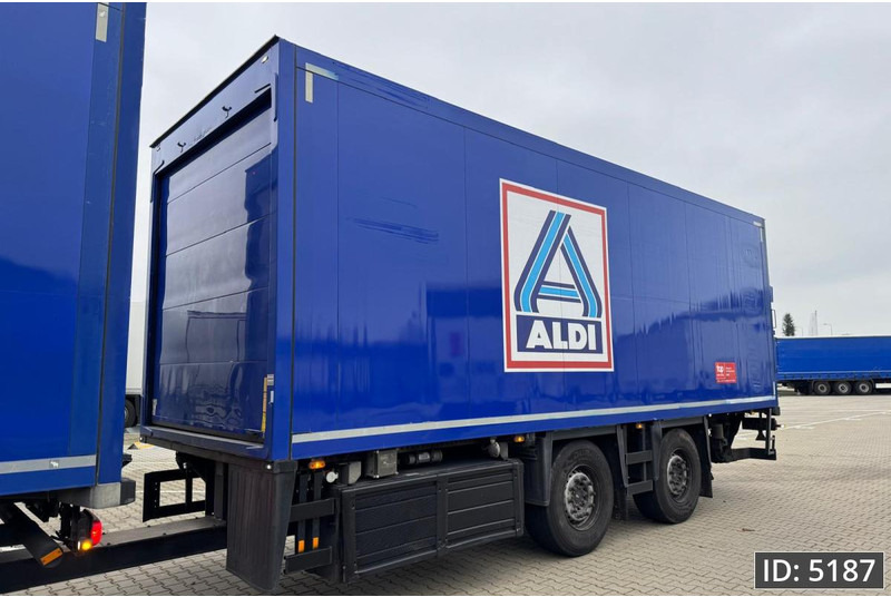 Mercedes-Benz Antos 2736 Day Cab, Euro 6, + Schmitz / Durchladbar / Carrier / 92m3 - Camion frigorifique: photos 2 Mercedes-Benz Antos 2736 Day Cab, Euro 6, + Schmitz / Durchladbar / Carrier / 92m3 - Camion frigorifique: photos 2