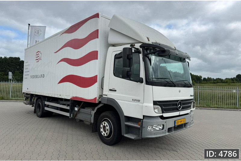 Mercedes-Benz Atego 1318 Day Cab, Euro 5, BDF / EPS automatic / DHOLLANDIA 2000KG - Camion porte-conteneur/ Caisse mobile: photos 4 Mercedes-Benz Atego 1318 Day Cab, Euro 5, BDF / EPS automatic / DHOLLANDIA 2000KG - Camion porte-conteneur/ Caisse mobile: photos 4
