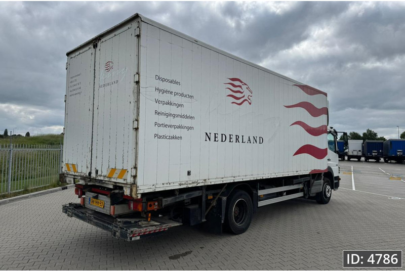 Mercedes-Benz Atego 1318 Day Cab, Euro 5, BDF / EPS automatic / DHOLLANDIA 2000KG - Camion porte-conteneur/ Caisse mobile: photos 3 Mercedes-Benz Atego 1318 Day Cab, Euro 5, BDF / EPS automatic / DHOLLANDIA 2000KG - Camion porte-conteneur/ Caisse mobile: photos 3