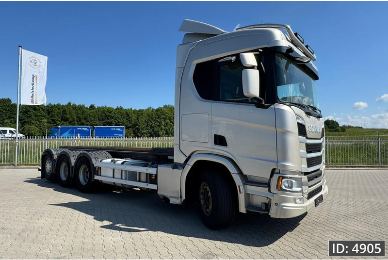Scania R540 Topline, Euro 6, / 8x4 / Lift axle / frame 7.4 m - Châssis cabine: photos 4 Scania R540 Topline, Euro 6, / 8x4 / Lift axle / frame 7.4 m - Châssis cabine: photos 4