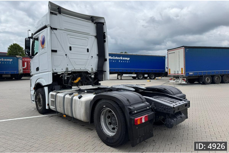 Mercedes-Benz Actros 1851 BigSpace, Euro 6, / Retarder / Standklima / 2 Tanks / BigSpace, Intarder - Tracteur routier: photos 2 Mercedes-Benz Actros 1851 BigSpace, Euro 6, / Retarder / Standklima / 2 Tanks / BigSpace, Intarder - Tracteur routier: photos 2