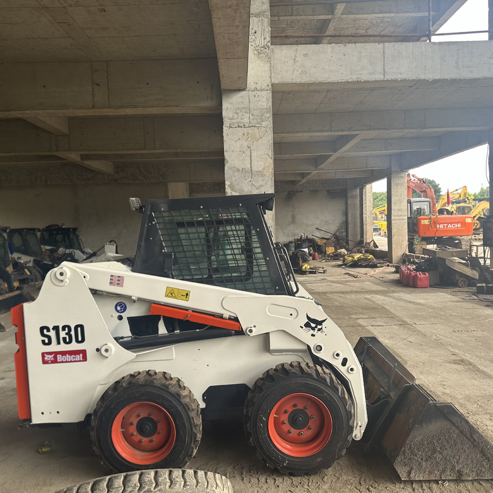 BOBCAT S130 Skid Steer Loader Click for Discount - Mini chargeuse: photos 3 BOBCAT S130 Skid Steer Loader Click for Discount - Mini chargeuse: photos 3