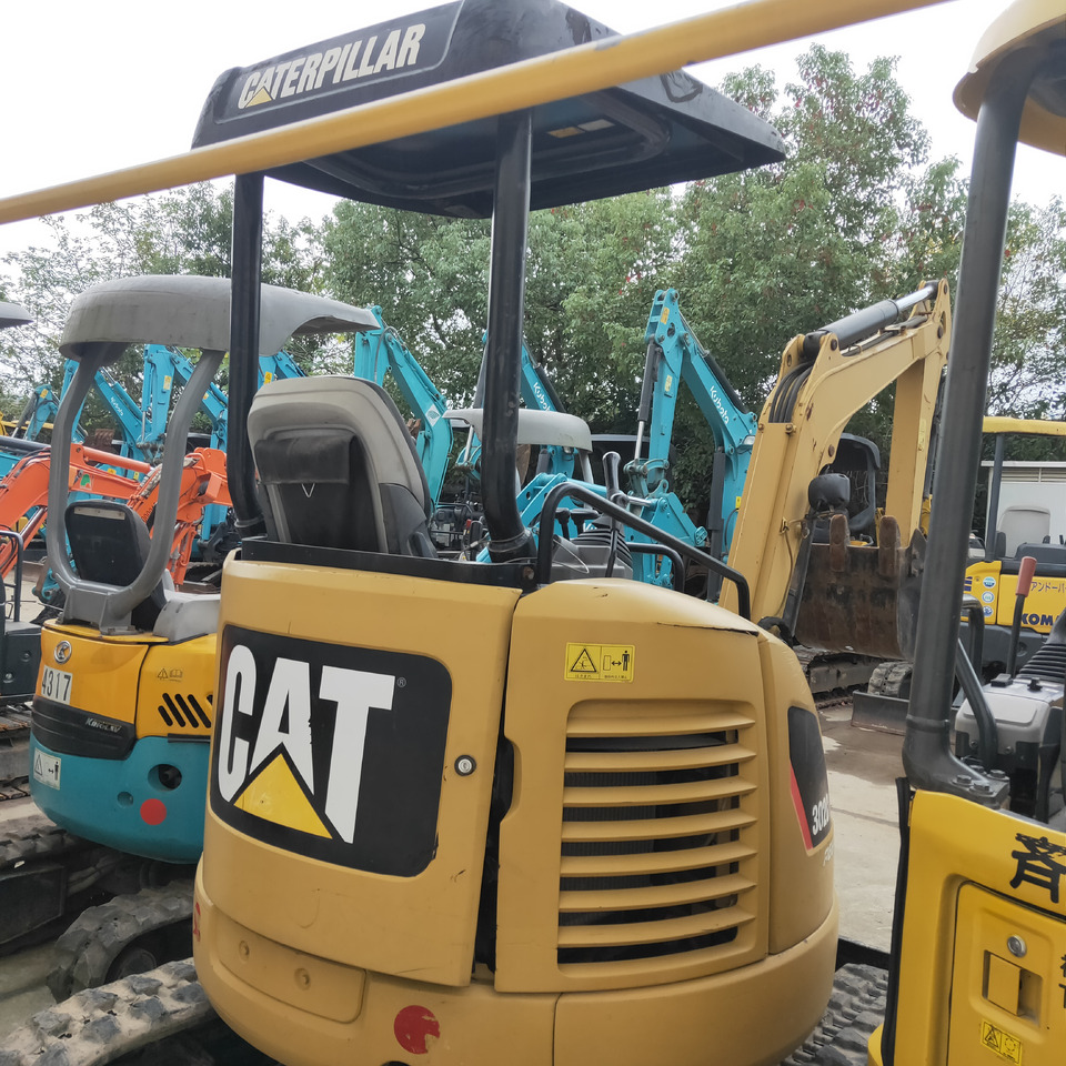 CATERPILLAR 302C - Mini pelle: photos 4 CATERPILLAR 302C - Mini pelle: photos 4