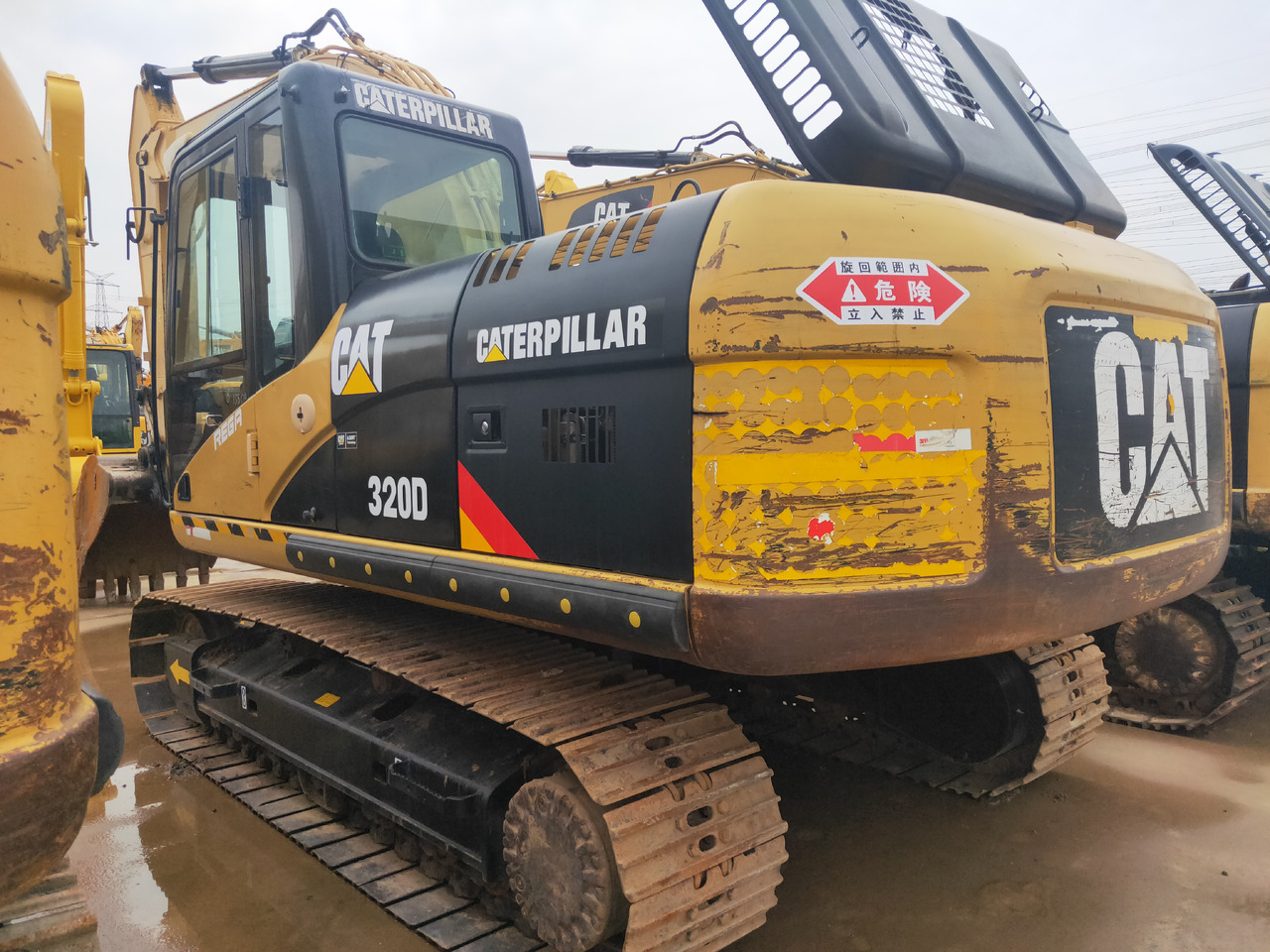 CATERPILLAR 320D - Pelle sur chenille: photos 5 CATERPILLAR 320D - Pelle sur chenille: photos 5