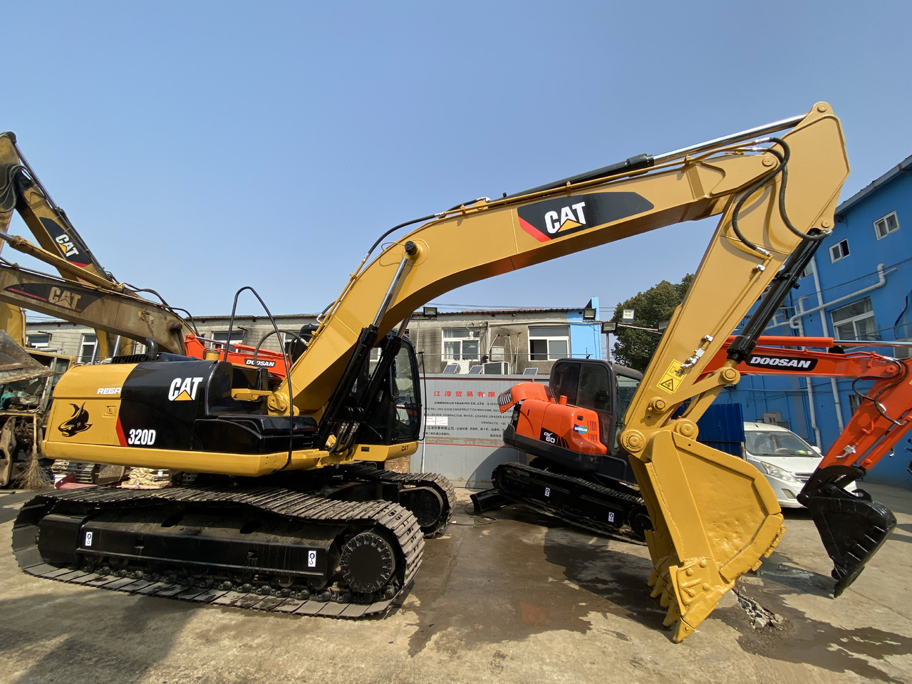 CATERPILLAR 320D - Pelle sur chenille: photos 3 CATERPILLAR 320D - Pelle sur chenille: photos 3