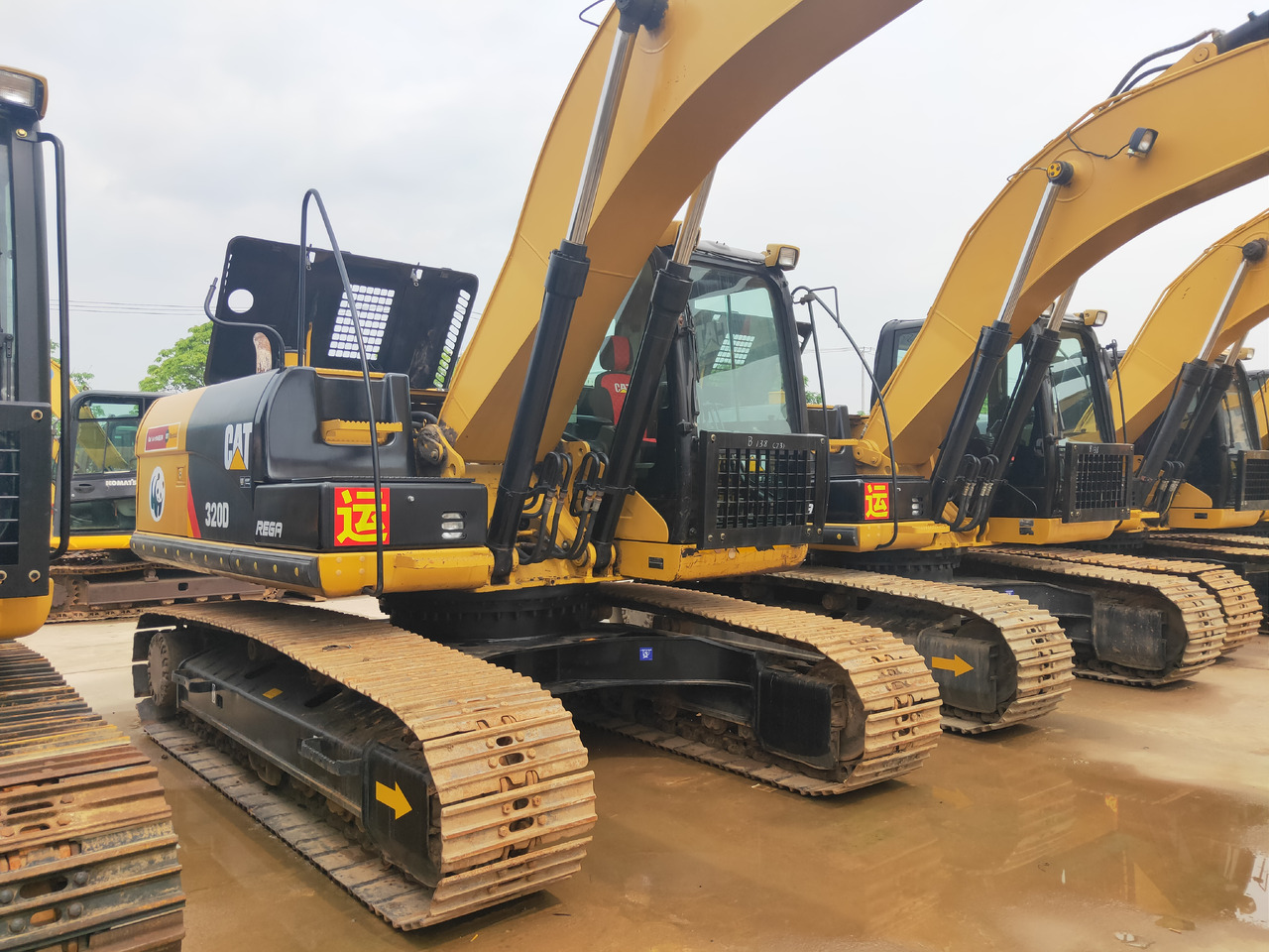 CATERPILLAR 320D - Pelle sur chenille: photos 2 CATERPILLAR 320D - Pelle sur chenille: photos 2