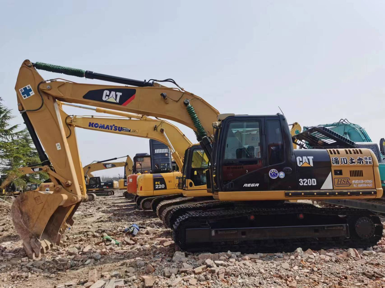 CATERPILLAR 320D - Pelle sur chenille: photos 1 CATERPILLAR 320D - Pelle sur chenille: photos 1