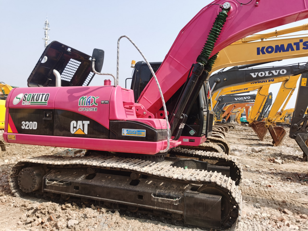 CATERPILLAR 320D(dragon fruit color) - Pelle sur chenille: photos 4 CATERPILLAR 320D(dragon fruit color) - Pelle sur chenille: photos 4