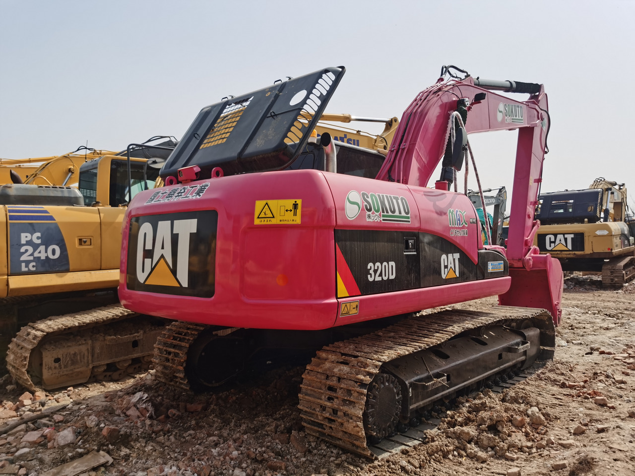 CATERPILLAR 320D(dragon fruit color) - Pelle sur chenille: photos 5 CATERPILLAR 320D(dragon fruit color) - Pelle sur chenille: photos 5