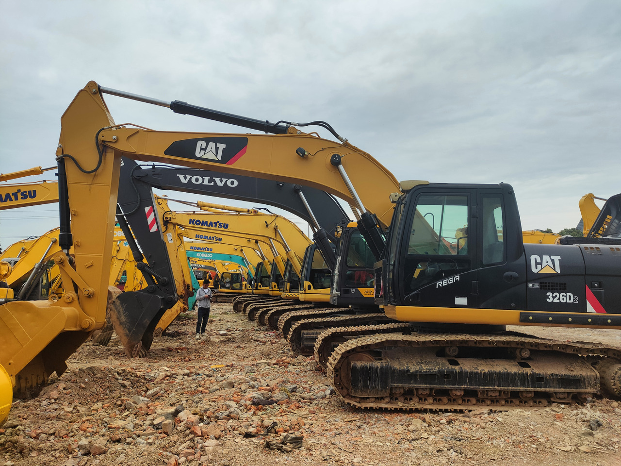 CATERPILLAR 326D - Pelle sur chenille: photos 3 CATERPILLAR 326D - Pelle sur chenille: photos 3