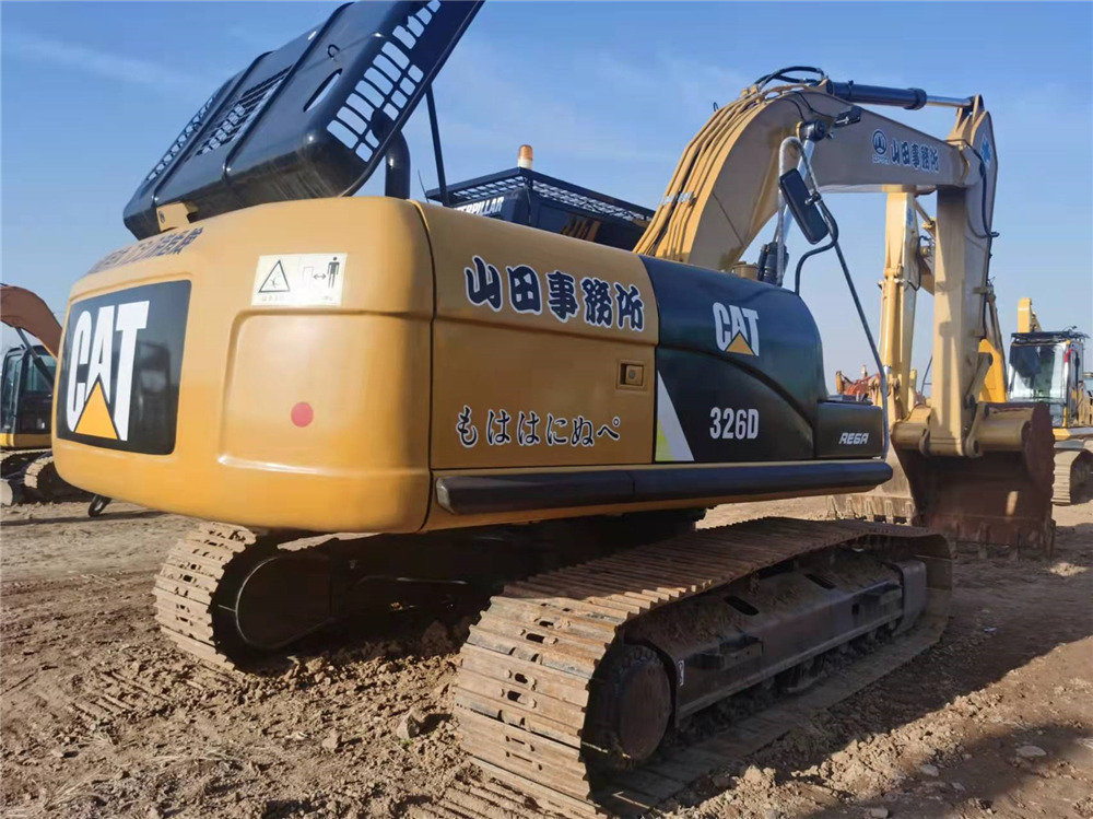 CATERPILLAR 326D - Pelle sur chenille: photos 2 CATERPILLAR 326D - Pelle sur chenille: photos 2