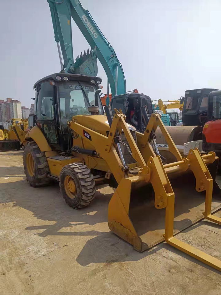CATERPILLAR 430F - Tractopelle: photos 5 CATERPILLAR 430F - Tractopelle: photos 5