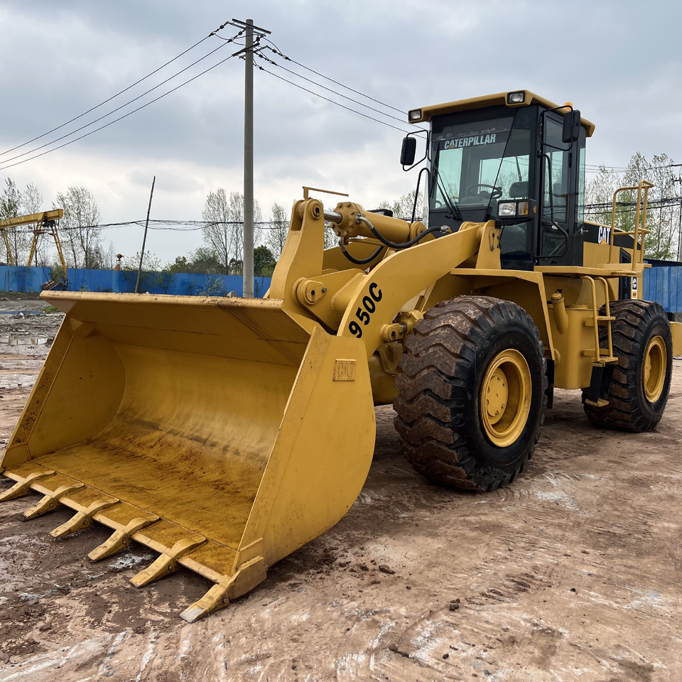 CATERPILLAR 950C - Chargeuse sur pneus: photos 1 CATERPILLAR 950C - Chargeuse sur pneus: photos 1