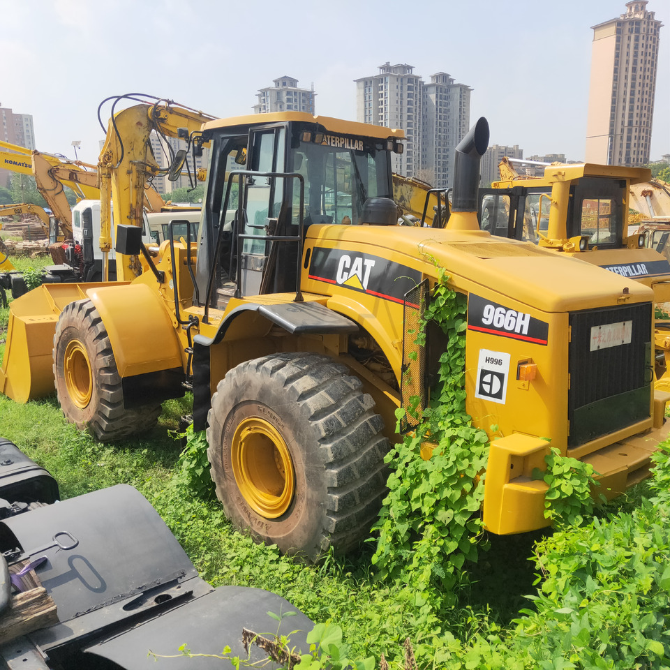 CATERPILLAR 966H - Chargeuse sur pneus: photos 1 CATERPILLAR 966H - Chargeuse sur pneus: photos 1