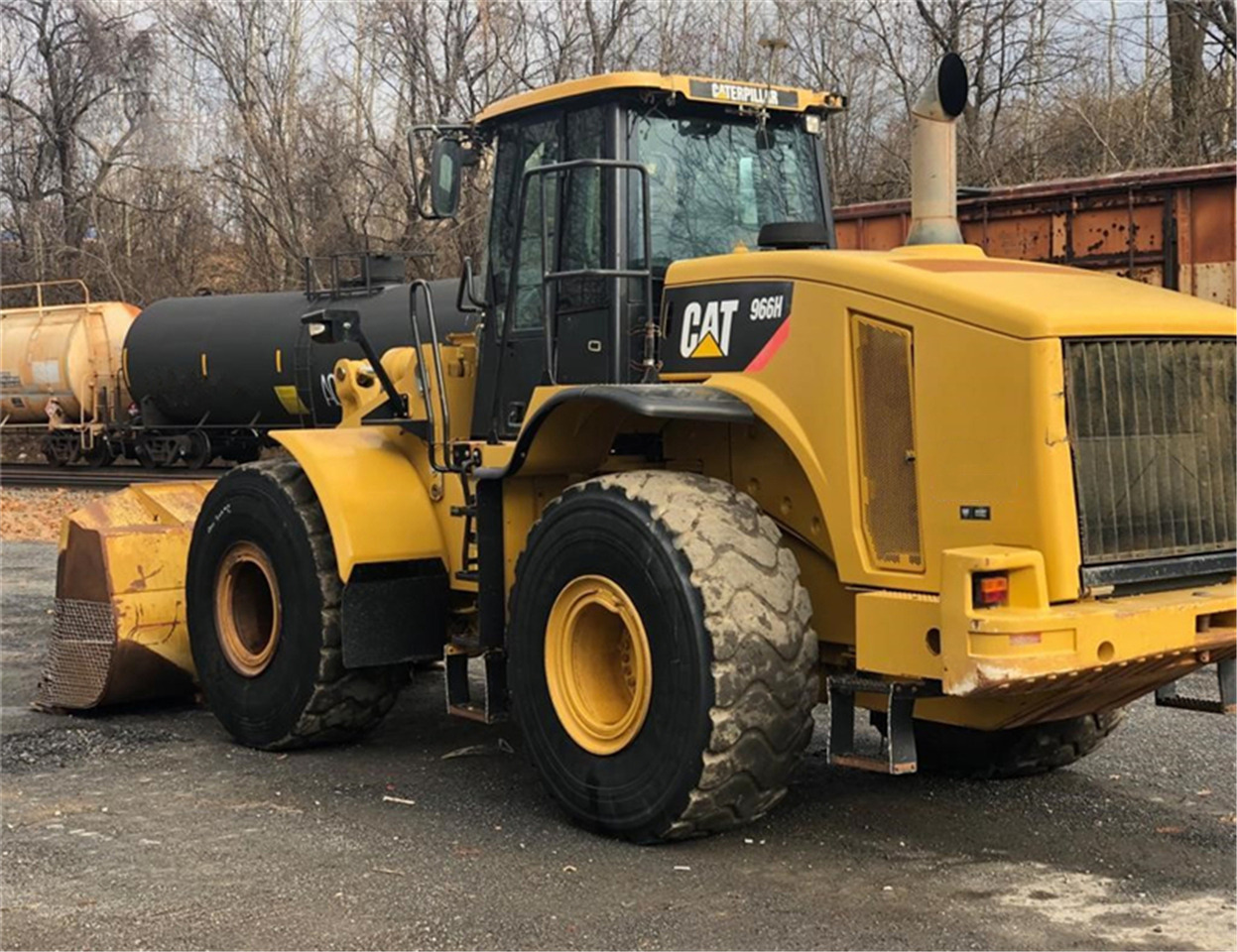 CATERPILLAR 966H - Mini chargeuse: photos 1 CATERPILLAR 966H - Mini chargeuse: photos 1