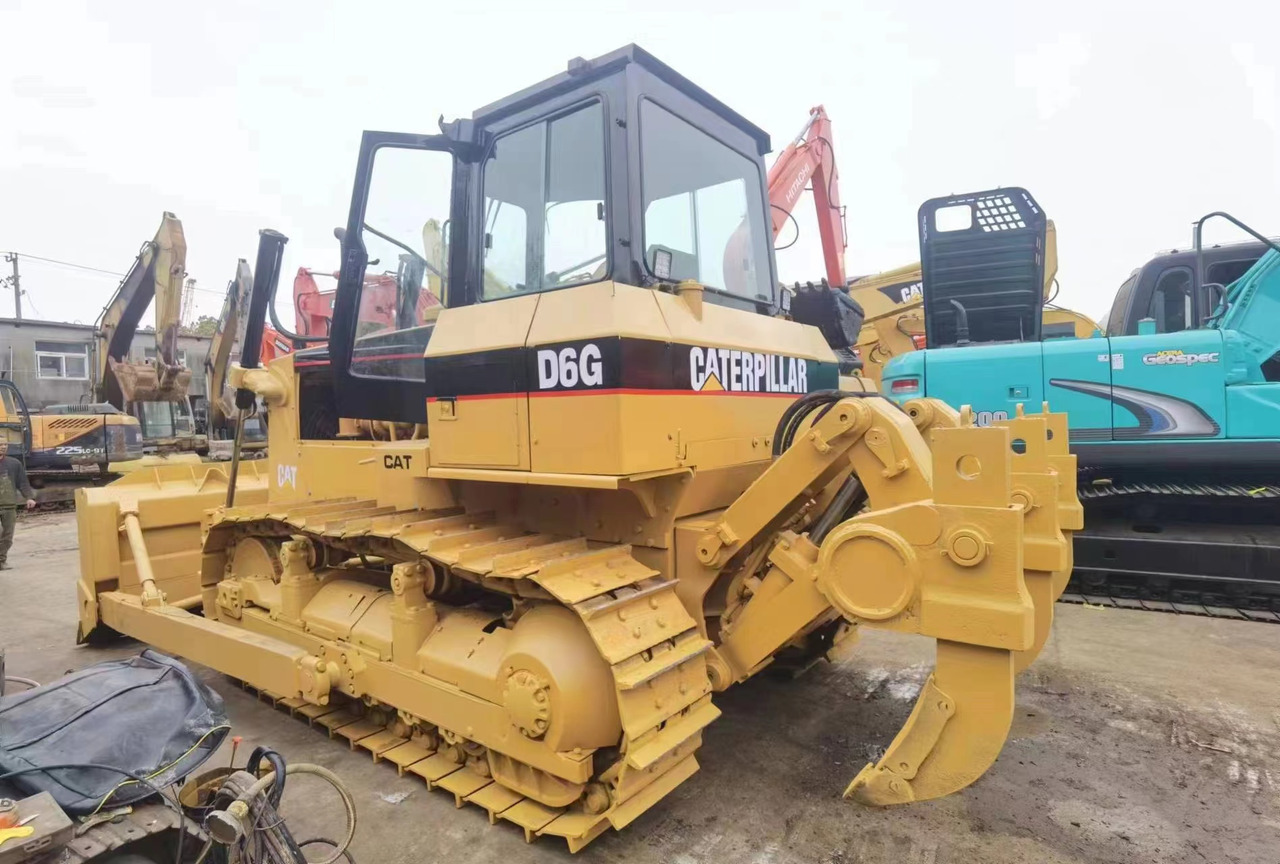 CATERPILLAR D6G - Bulldozer: photos 4 CATERPILLAR D6G - Bulldozer: photos 4