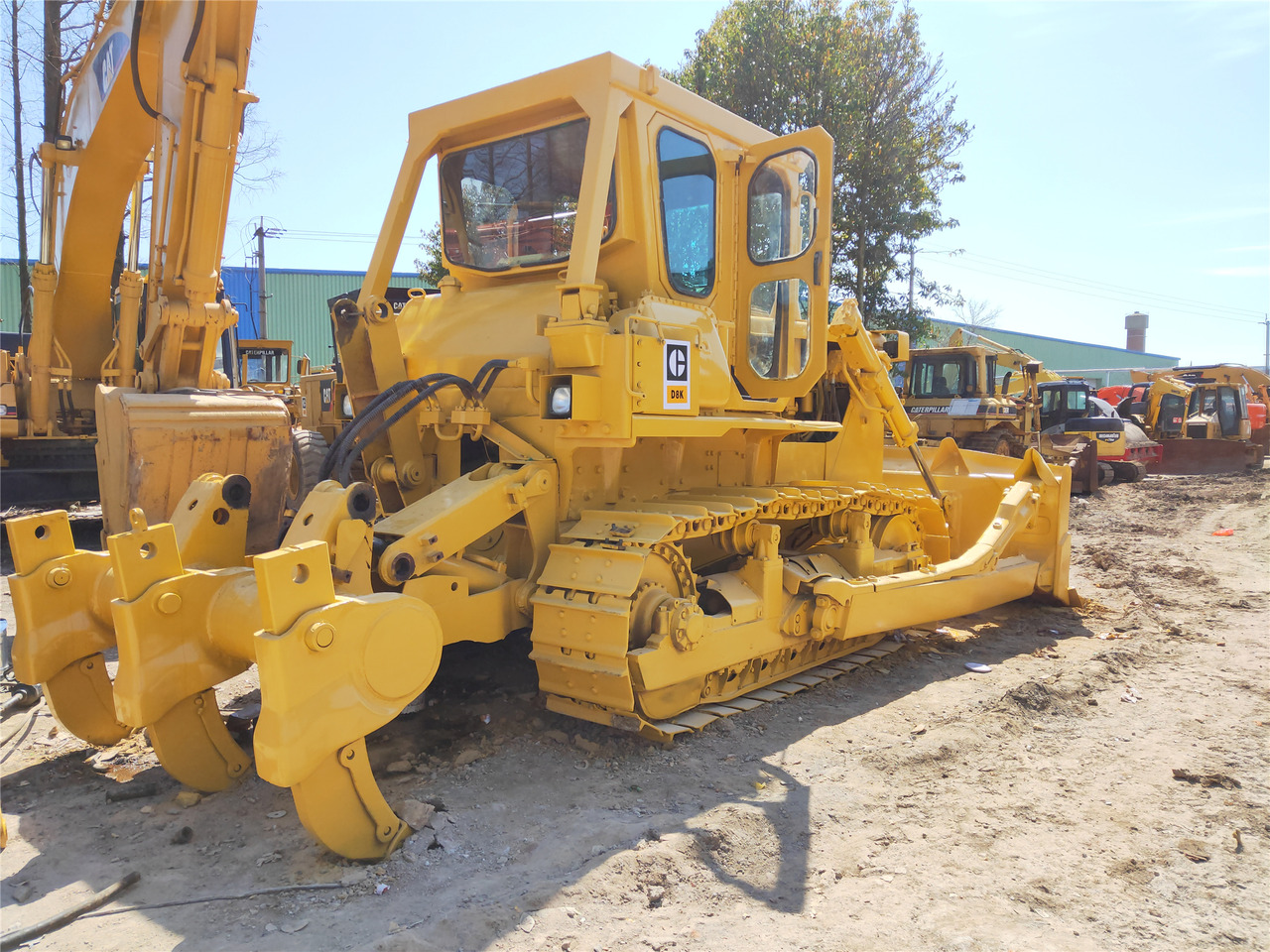 CATERPILLAR D8K - Bulldozer: photos 5 CATERPILLAR D8K - Bulldozer: photos 5