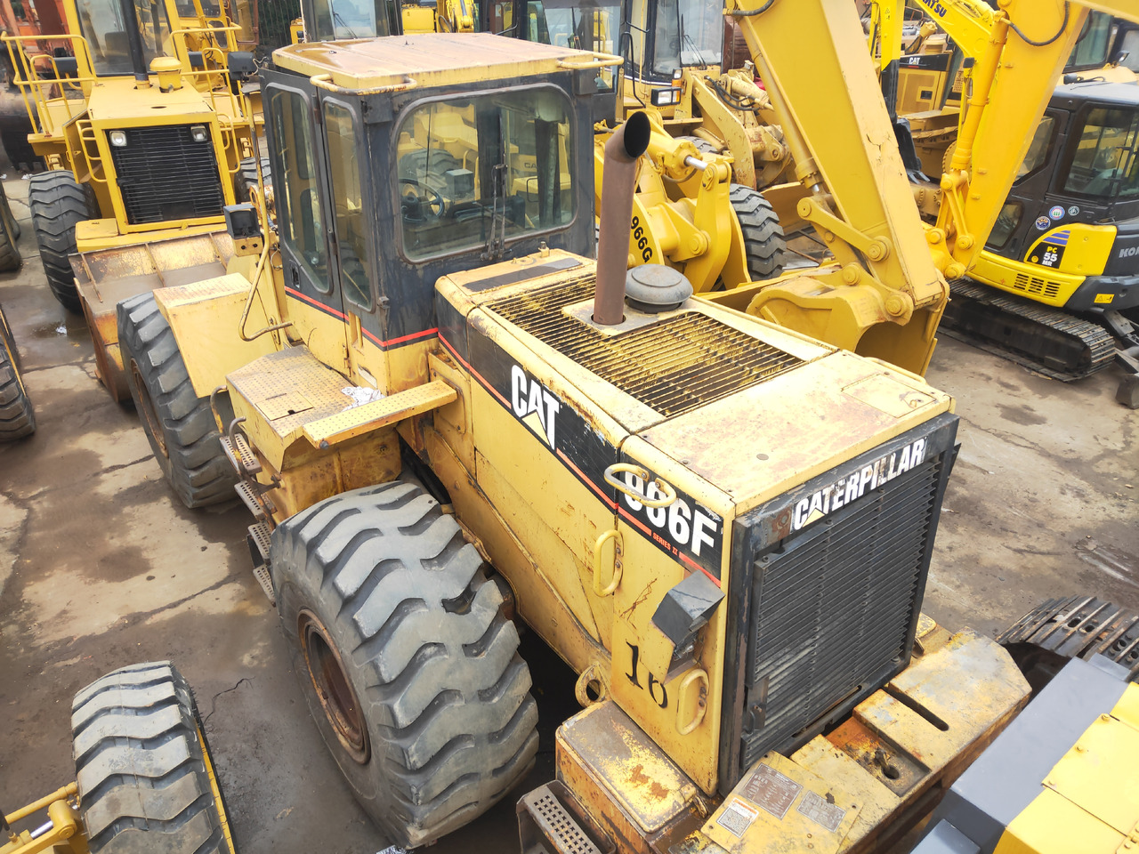 CATERPILLAR Wheel Loader 966F CLick Here for Discount - Chargeuse sur pneus: photos 4 CATERPILLAR Wheel Loader 966F CLick Here for Discount - Chargeuse sur pneus: photos 4