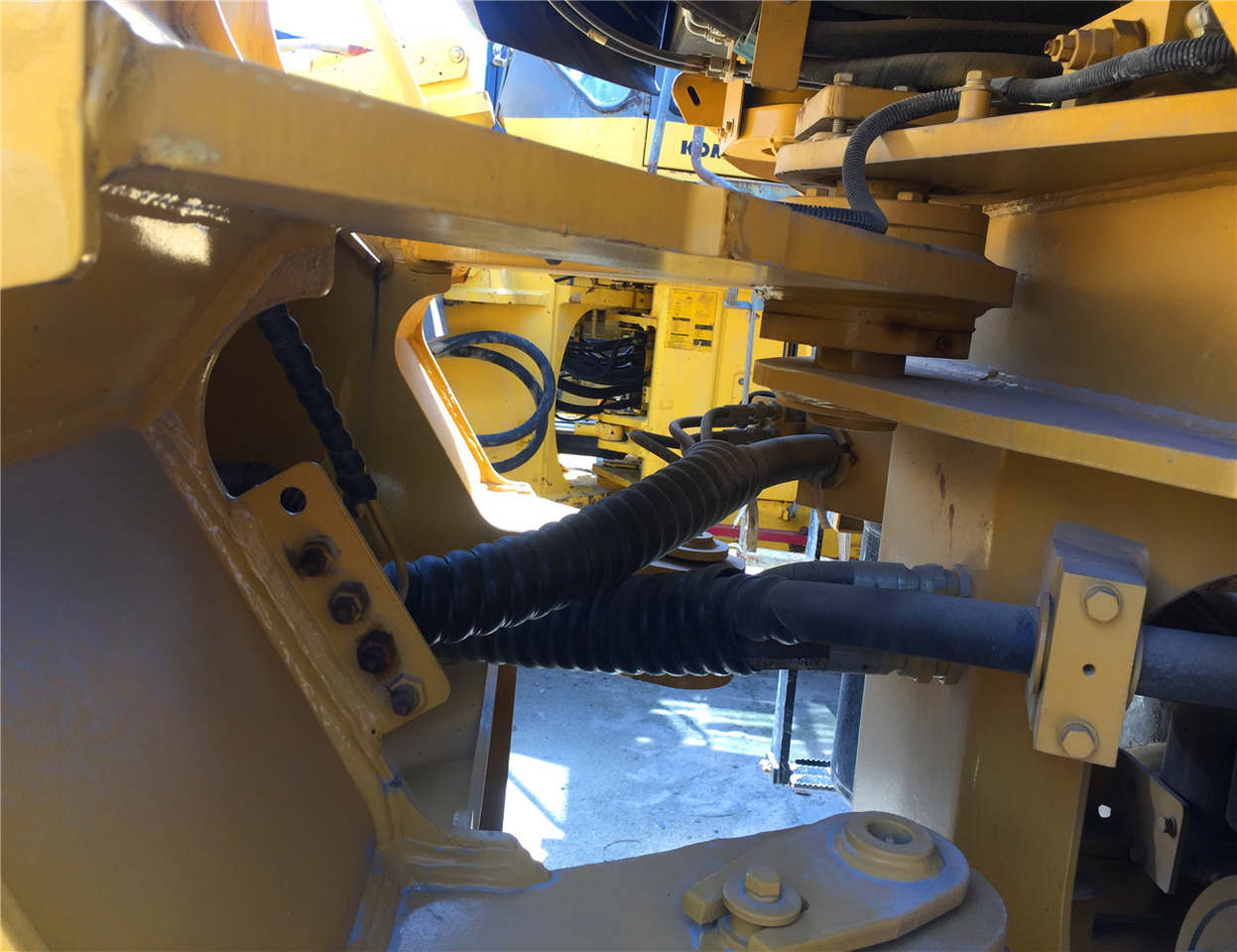 CATERPILLAR Wheel Loader 966H Click Here for Discount - Chargeuse sur pneus: photos 5 CATERPILLAR Wheel Loader 966H Click Here for Discount - Chargeuse sur pneus: photos 5