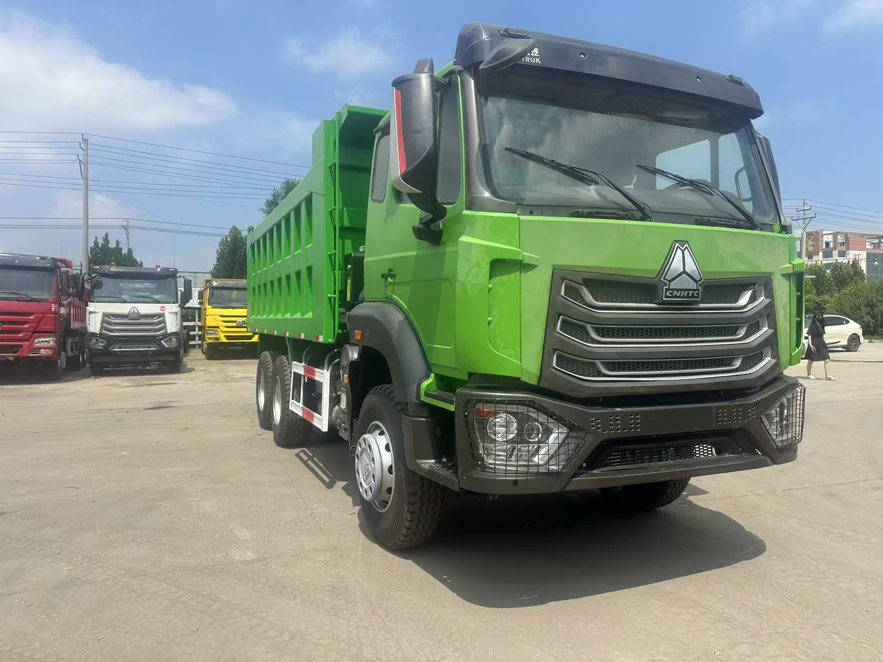 Sinotruk Howo Haohan 6x4 Heavy Duty Truck - Camion: photos 1 Sinotruk Howo Haohan 6x4 Heavy Duty Truck - Camion: photos 1