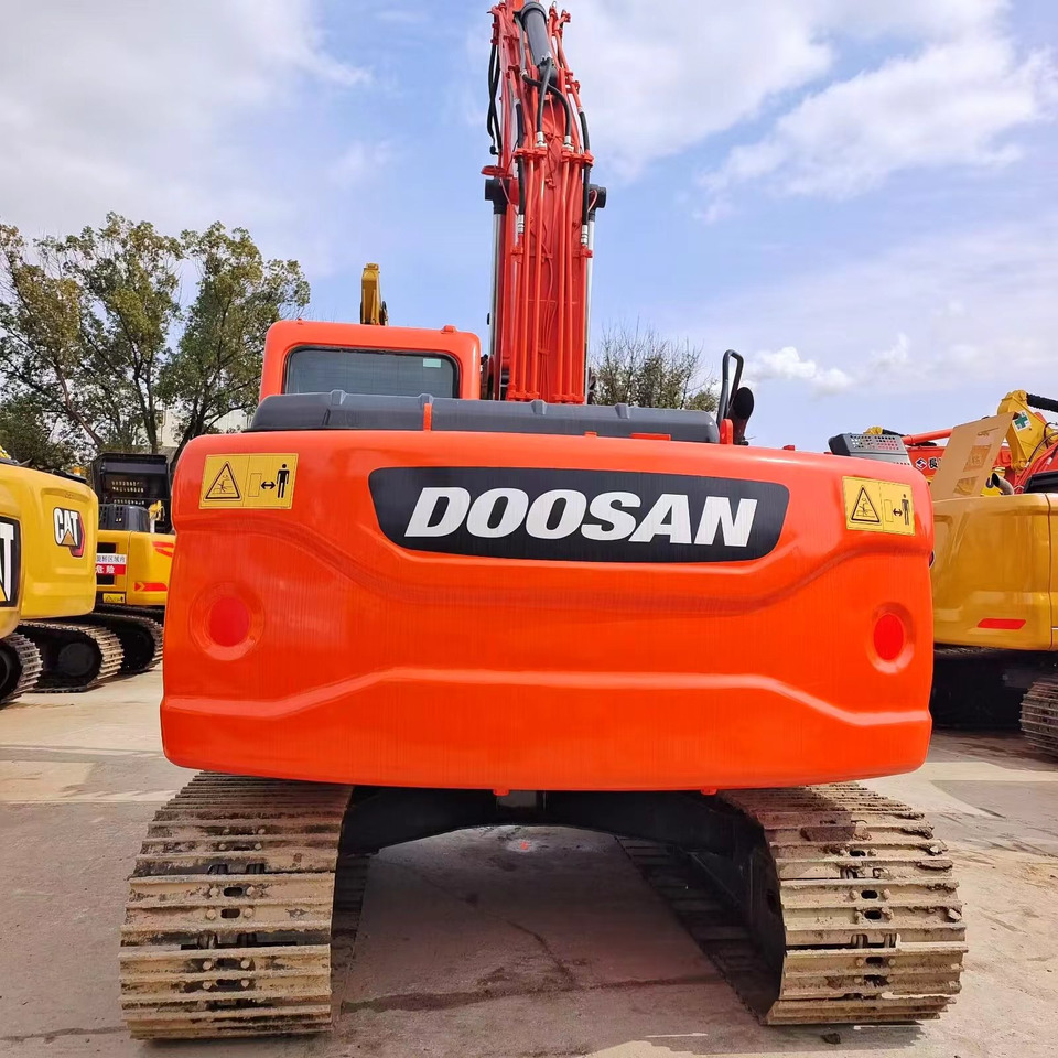 Pelle sur chenille DOOSAN DX140 Crawler excavator Good condition: photos 6