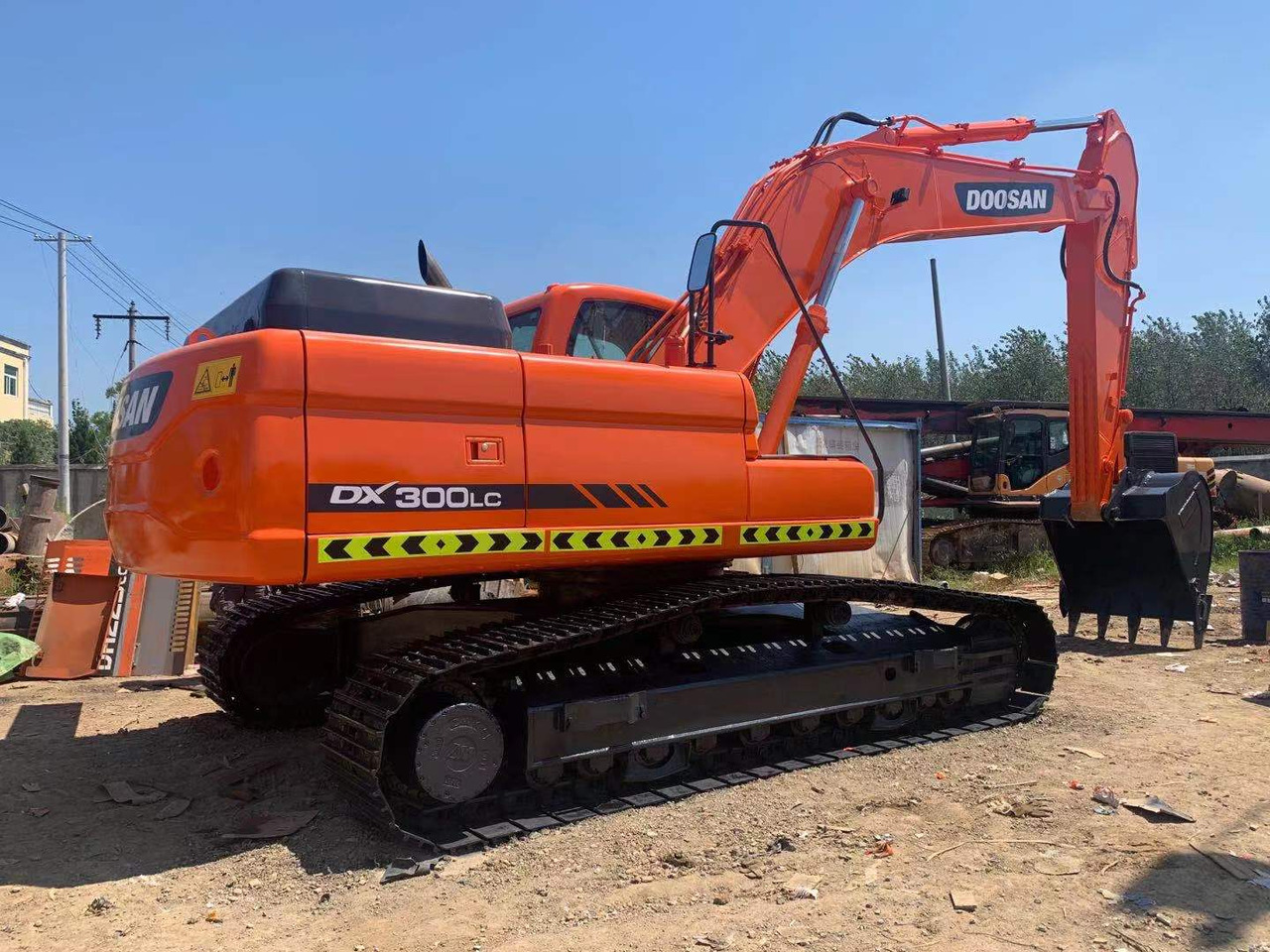 DOOSAN DX300LC - Pelle sur chenille: photos 2 DOOSAN DX300LC - Pelle sur chenille: photos 2