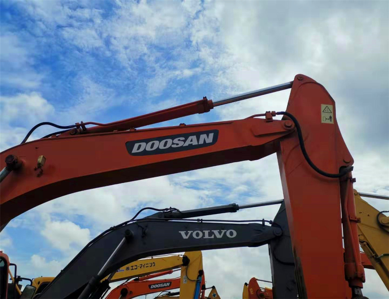 DOOSAN Excavator DH300 Click Here for Discount - Pelle sur chenille: photos 3 DOOSAN Excavator DH300 Click Here for Discount - Pelle sur chenille: photos 3