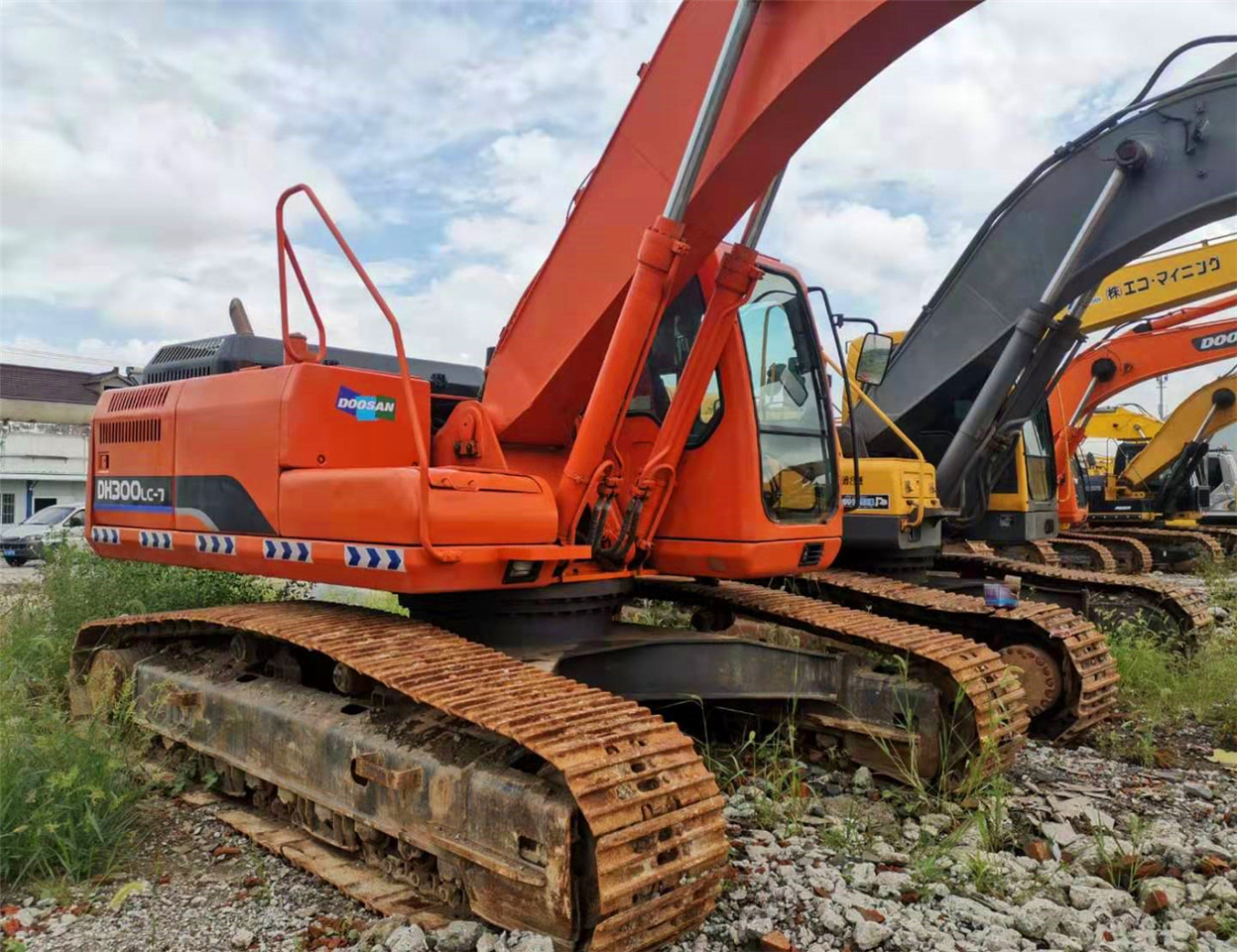 DOOSAN Excavator DH300 Click Here for Discount - Pelle sur chenille: photos 5 DOOSAN Excavator DH300 Click Here for Discount - Pelle sur chenille: photos 5