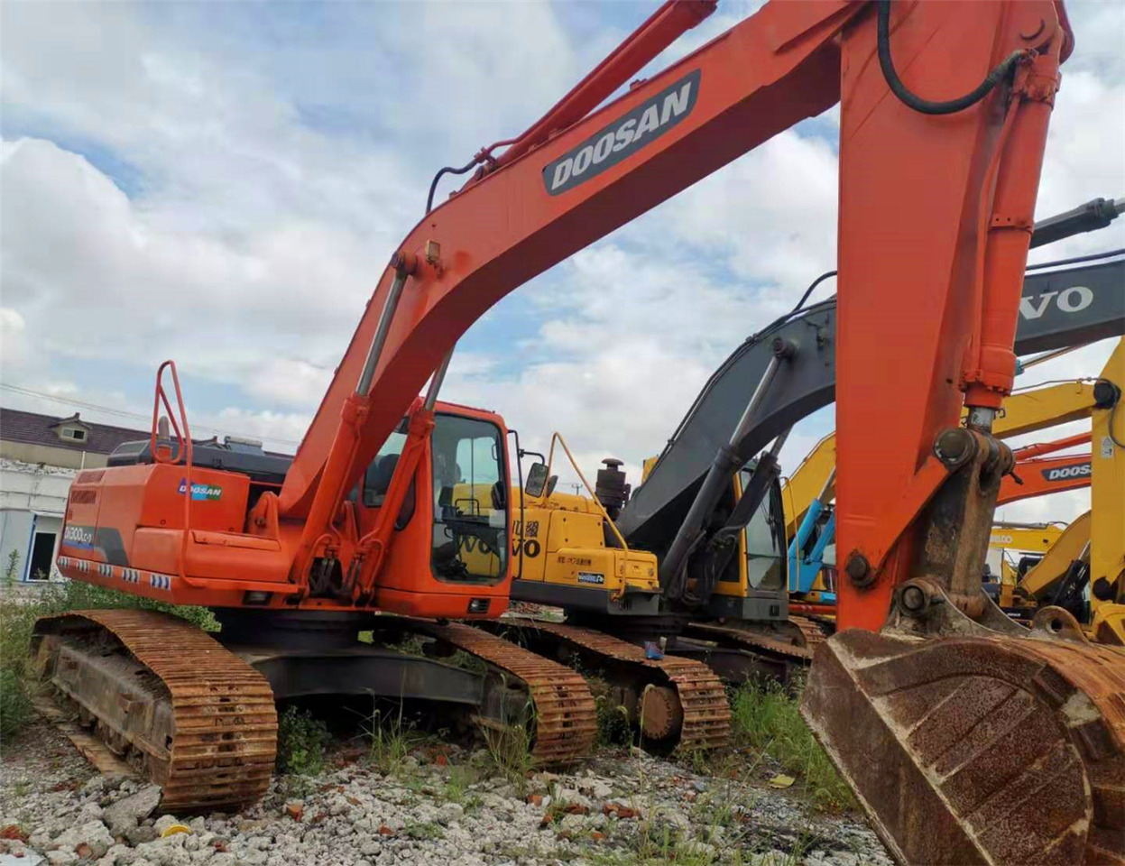 DOOSAN Excavator DH300 Click Here for Discount - Pelle sur chenille: photos 2 DOOSAN Excavator DH300 Click Here for Discount - Pelle sur chenille: photos 2