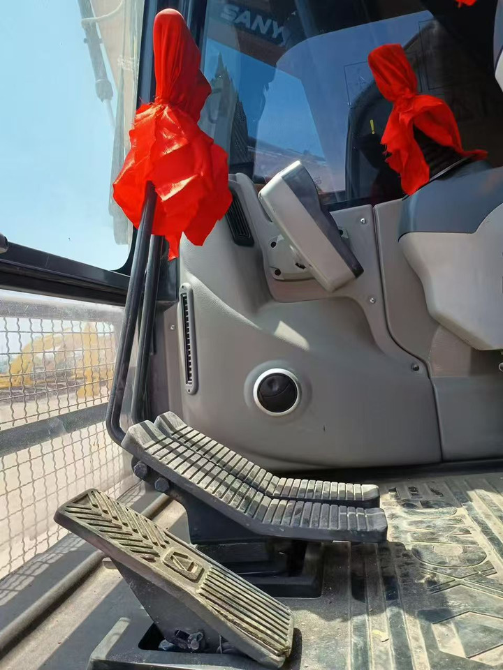 XCMG XE215DA Excavator Click for Discount - Engins de chantier: photos 2 XCMG XE215DA Excavator Click for Discount - Engins de chantier: photos 2