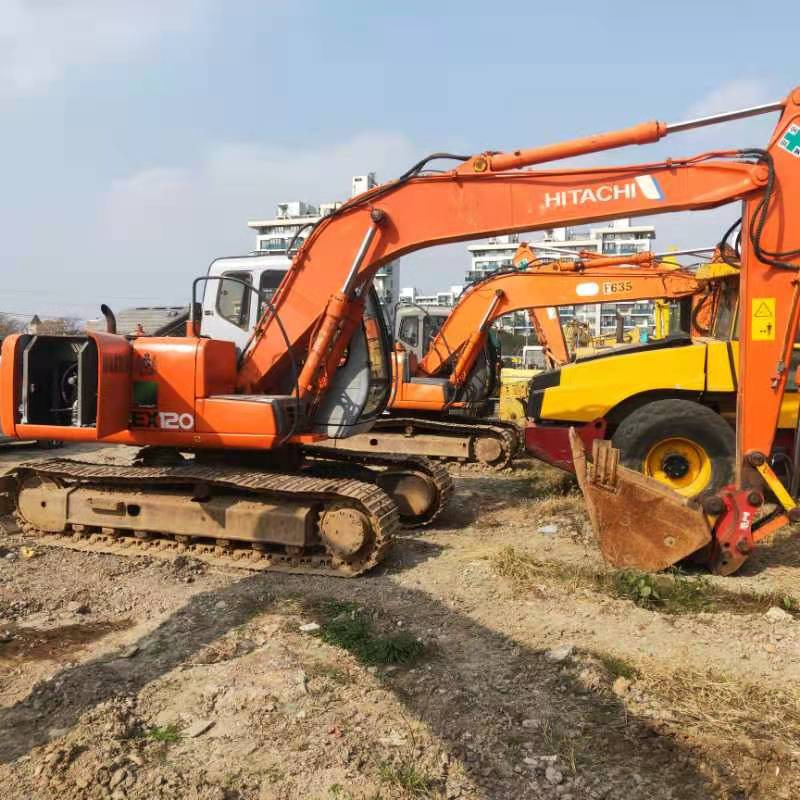 HITACHI EX120-5 - Pelle sur chenille: photos 1 HITACHI EX120-5 - Pelle sur chenille: photos 1