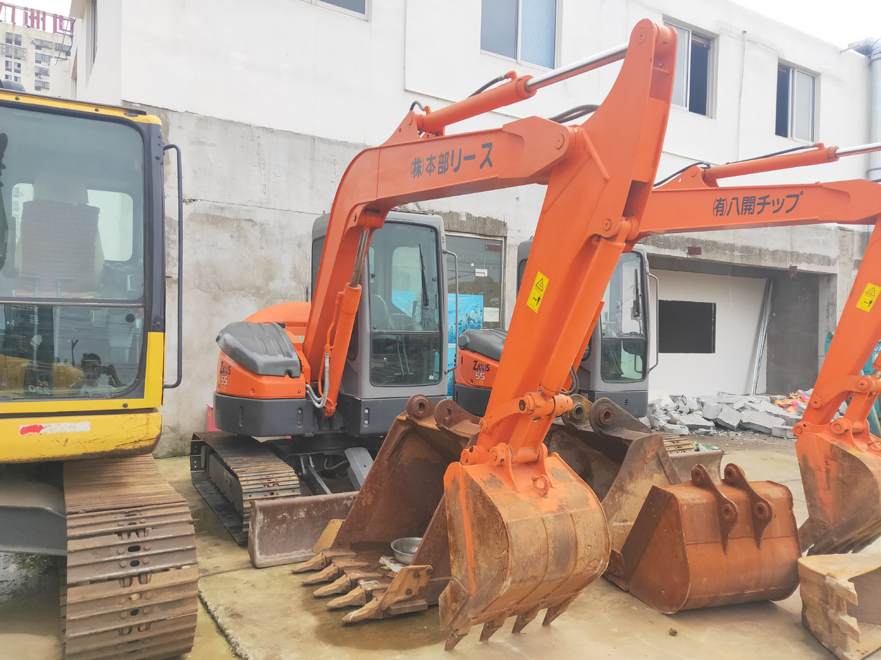 HITACHI ZX55 - Pelle sur chenille: photos 1 HITACHI ZX55 - Pelle sur chenille: photos 1