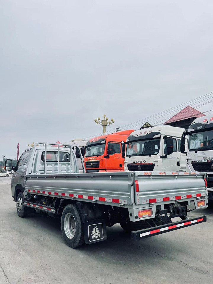 HOWO L1S 4X2 Dump Truck Automatic - Camion benne: photos 5 HOWO L1S 4X2 Dump Truck Automatic - Camion benne: photos 5