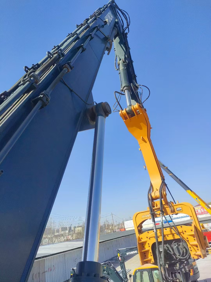 HYUNDAI Excavator 395VS Pile Driver Click Here for Discount - Pelle: photos 5 HYUNDAI Excavator 395VS Pile Driver Click Here for Discount - Pelle: photos 5