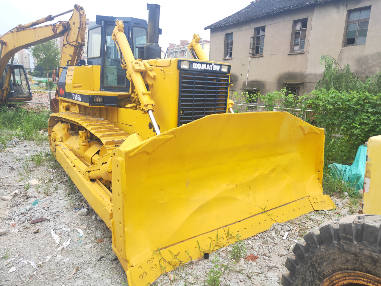 KOMATSU D155A-2 - Bulldozer: photos 2 KOMATSU D155A-2 - Bulldozer: photos 2