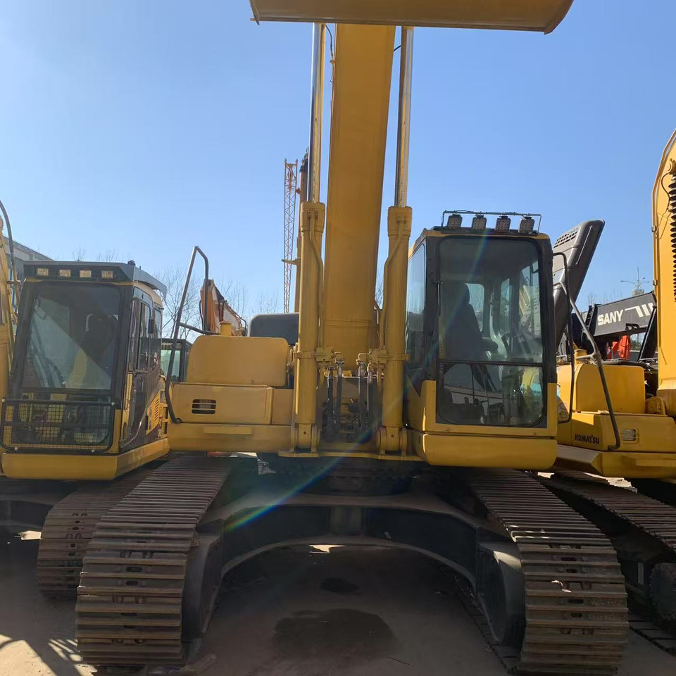 KOMATSU PC300-7 - Pelle sur chenille: photos 2 KOMATSU PC300-7 - Pelle sur chenille: photos 2