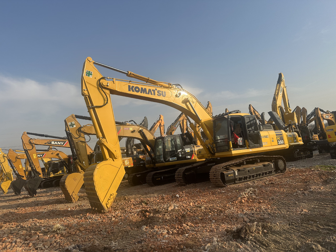 KOMATSU PC350 - Pelle sur chenille: photos 4 KOMATSU PC350 - Pelle sur chenille: photos 4