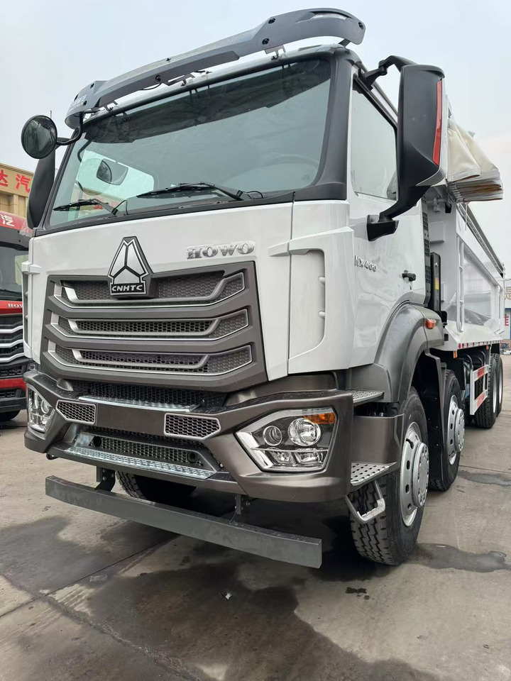 SINOTRUK NX400 8X4 - Camion benne: photos 1 SINOTRUK NX400 8X4 - Camion benne: photos 1