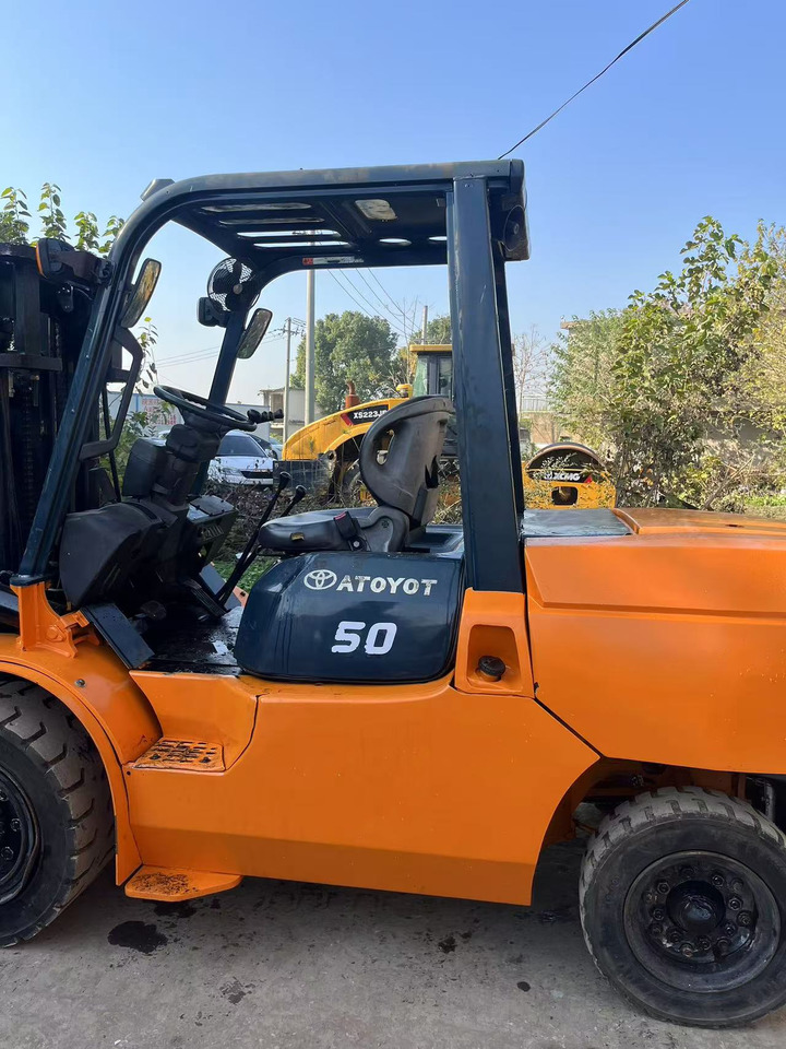 TOYOTA 50 CLICK HERE FOR DISCOUNT - Chariot élévateur diesel: photos 4 TOYOTA 50 CLICK HERE FOR DISCOUNT - Chariot élévateur diesel: photos 4