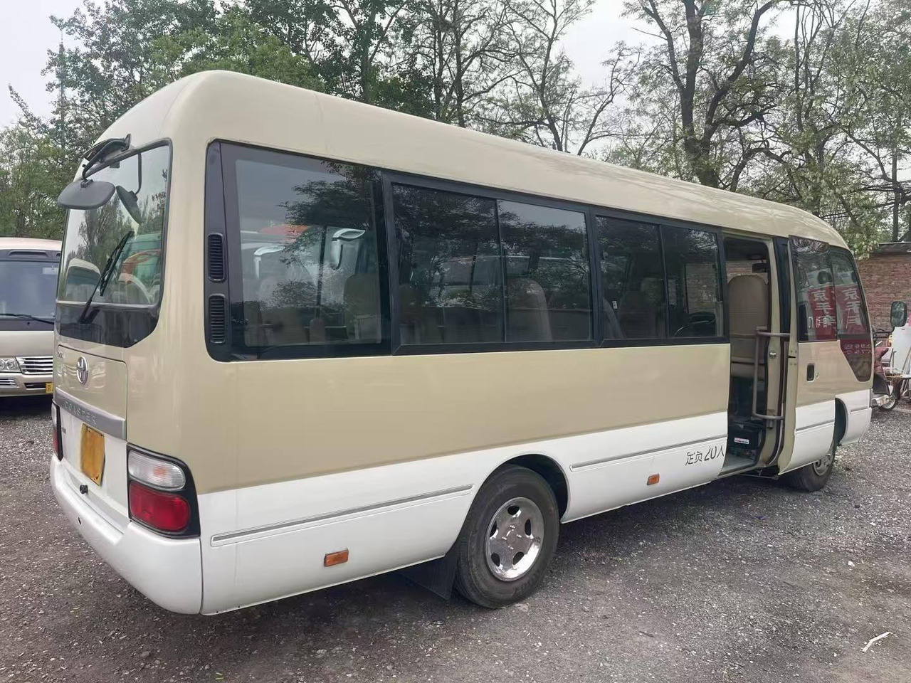 TOYOTA Coaster - Bus urbain: photos 4 TOYOTA Coaster - Bus urbain: photos 4
