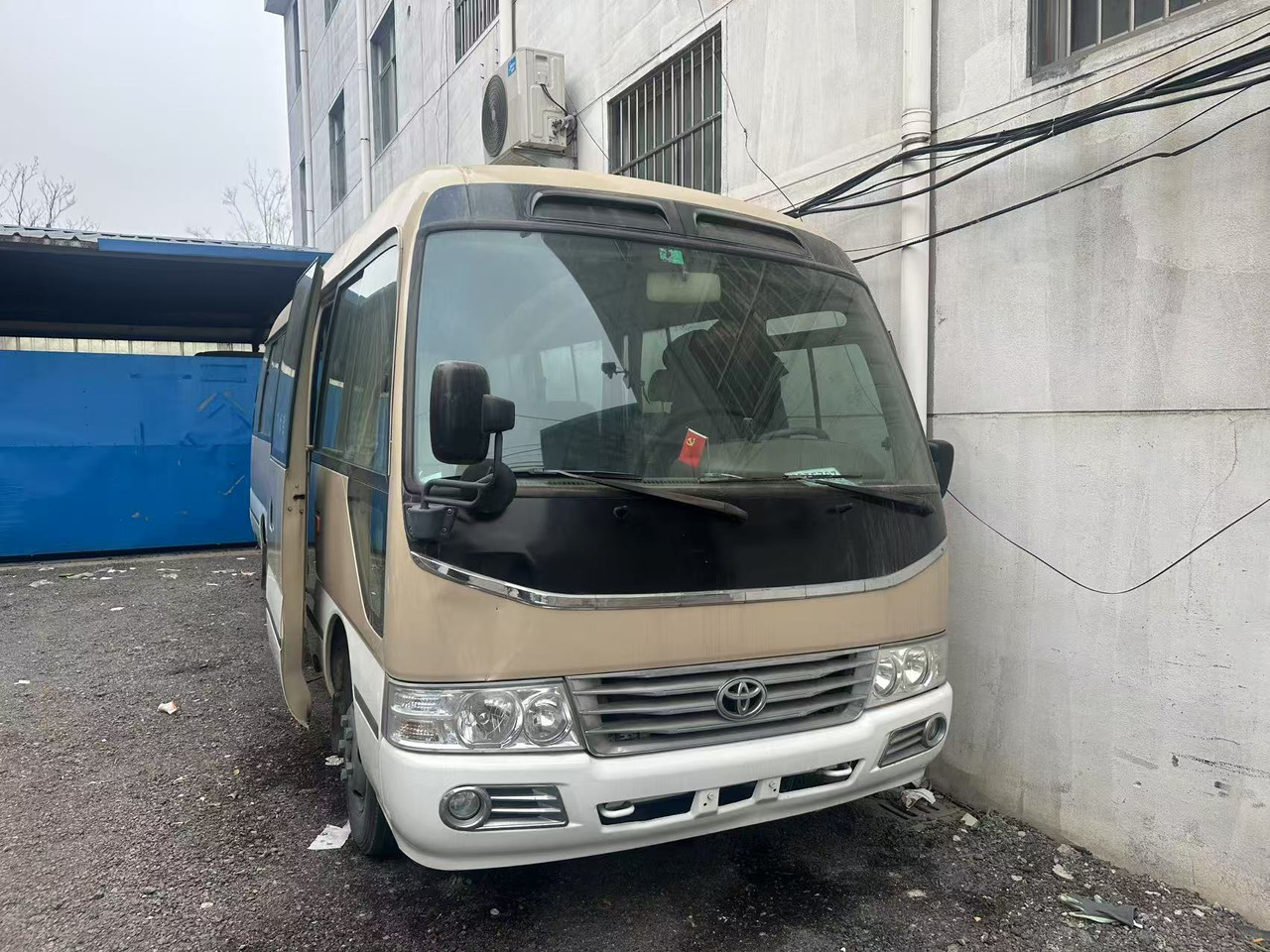 TOYOTA Coaster - Bus urbain: photos 3 TOYOTA Coaster - Bus urbain: photos 3