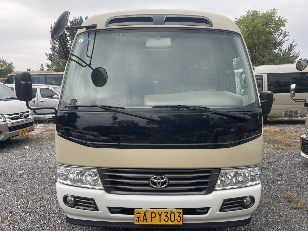 TOYOTA Coaster - Bus urbain: photos 4 TOYOTA Coaster - Bus urbain: photos 4