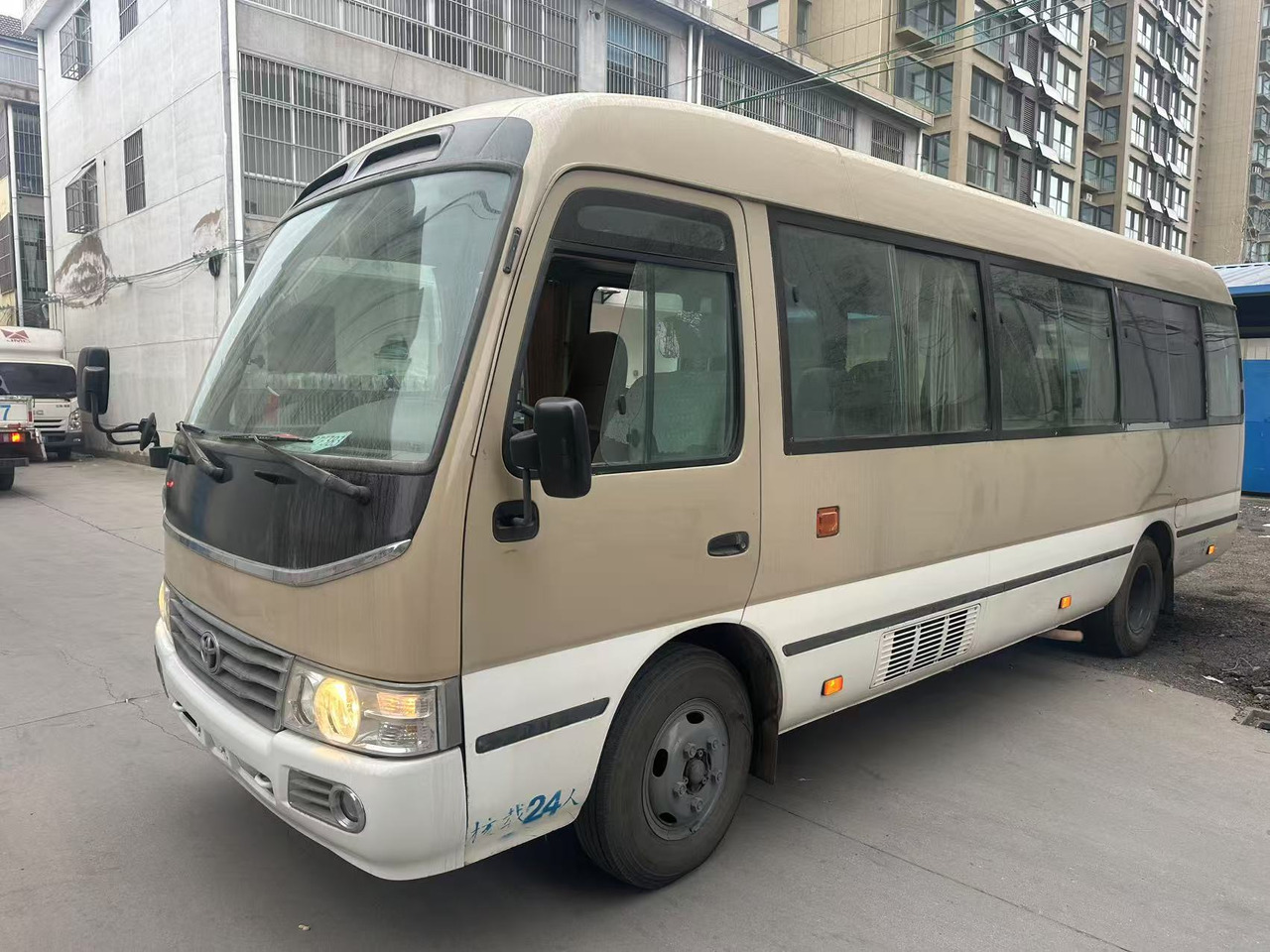 TOYOTA Coaster - Bus urbain: photos 5 TOYOTA Coaster - Bus urbain: photos 5