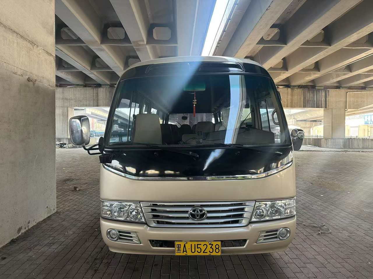 TOYOTA Coaster - Bus urbain: photos 2 TOYOTA Coaster - Bus urbain: photos 2