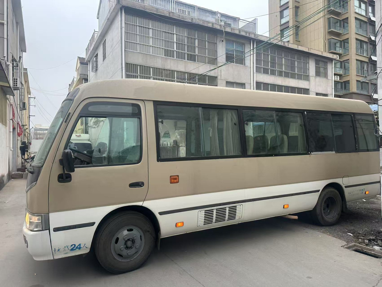 TOYOTA Coaster - Bus urbain: photos 4 TOYOTA Coaster - Bus urbain: photos 4