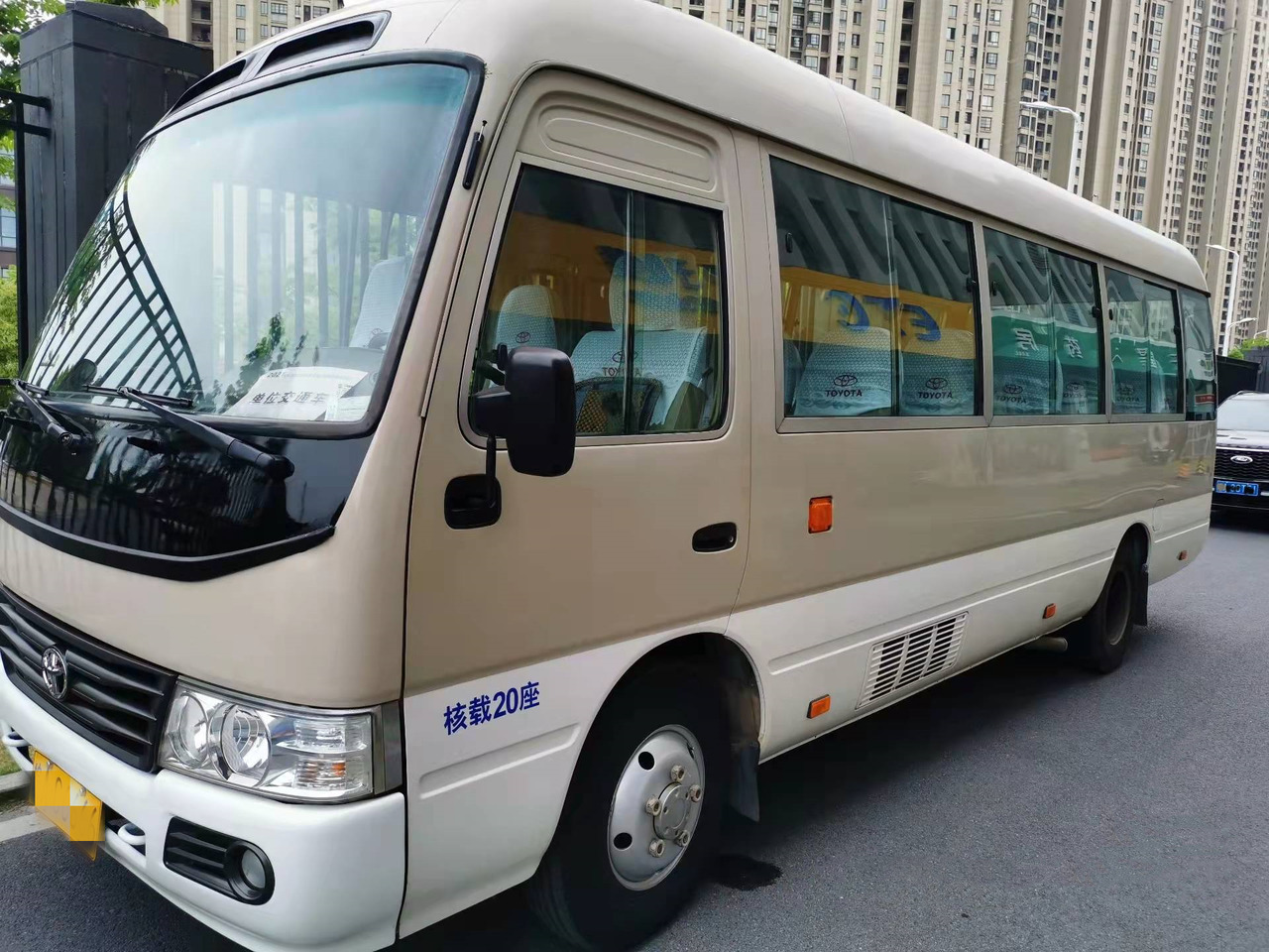 TOYOTA Coaster - Bus urbain: photos 1 TOYOTA Coaster - Bus urbain: photos 1