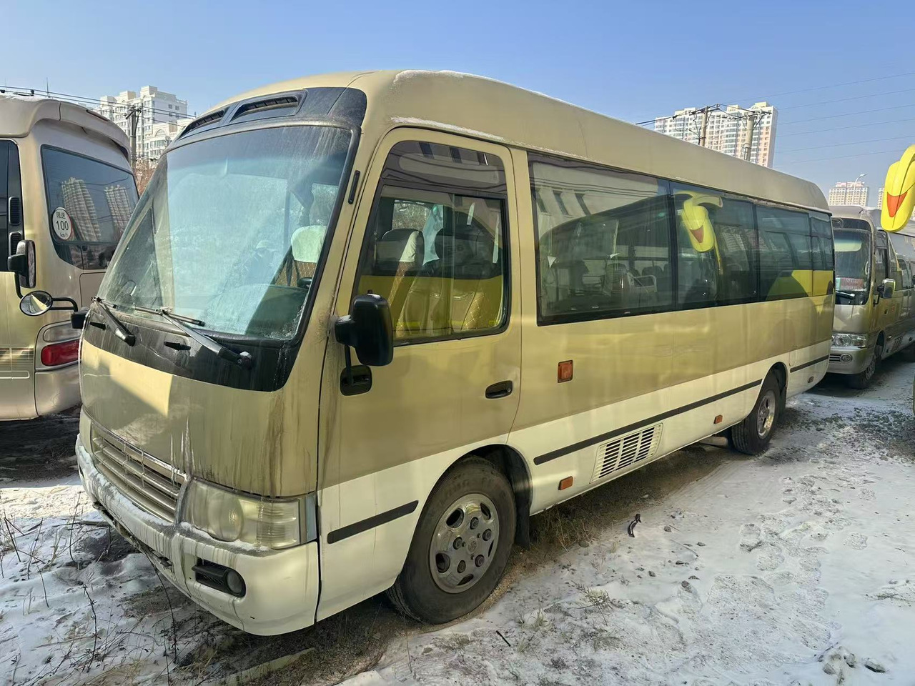 TOYOTA Coaster - Bus urbain: photos 1 TOYOTA Coaster - Bus urbain: photos 1