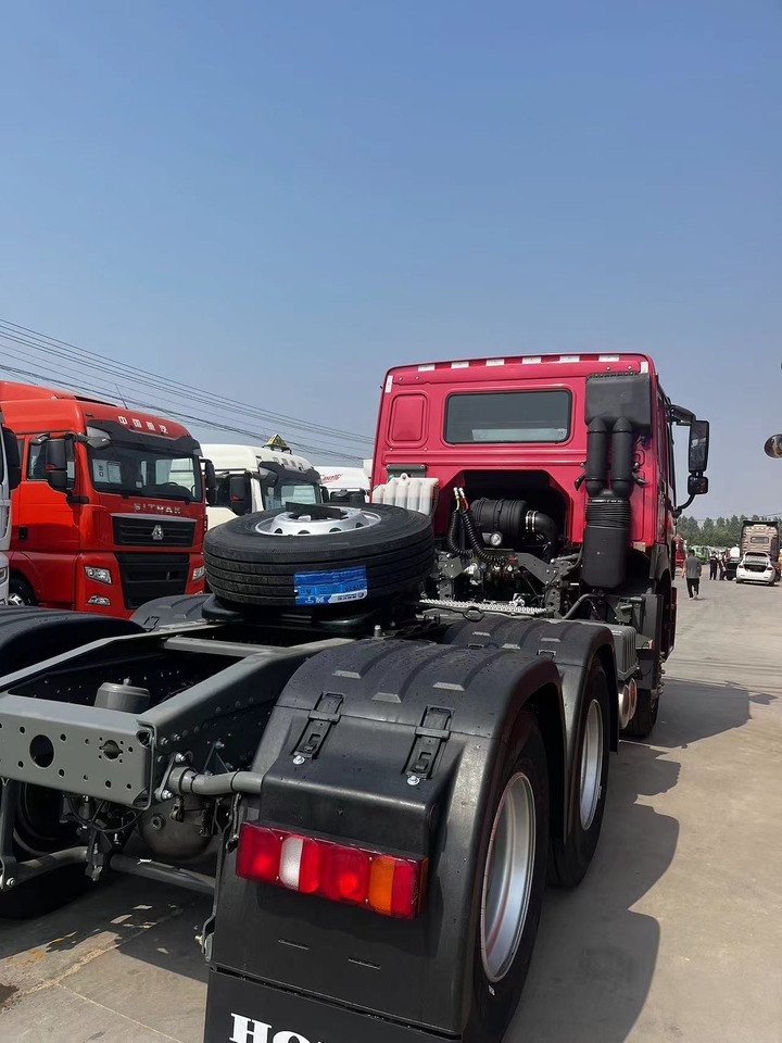 HOWO 380HP Truck Unit 6*4 Click Here for Discount - Tracteur routier: photos 5 HOWO 380HP Truck Unit 6*4 Click Here for Discount - Tracteur routier: photos 5