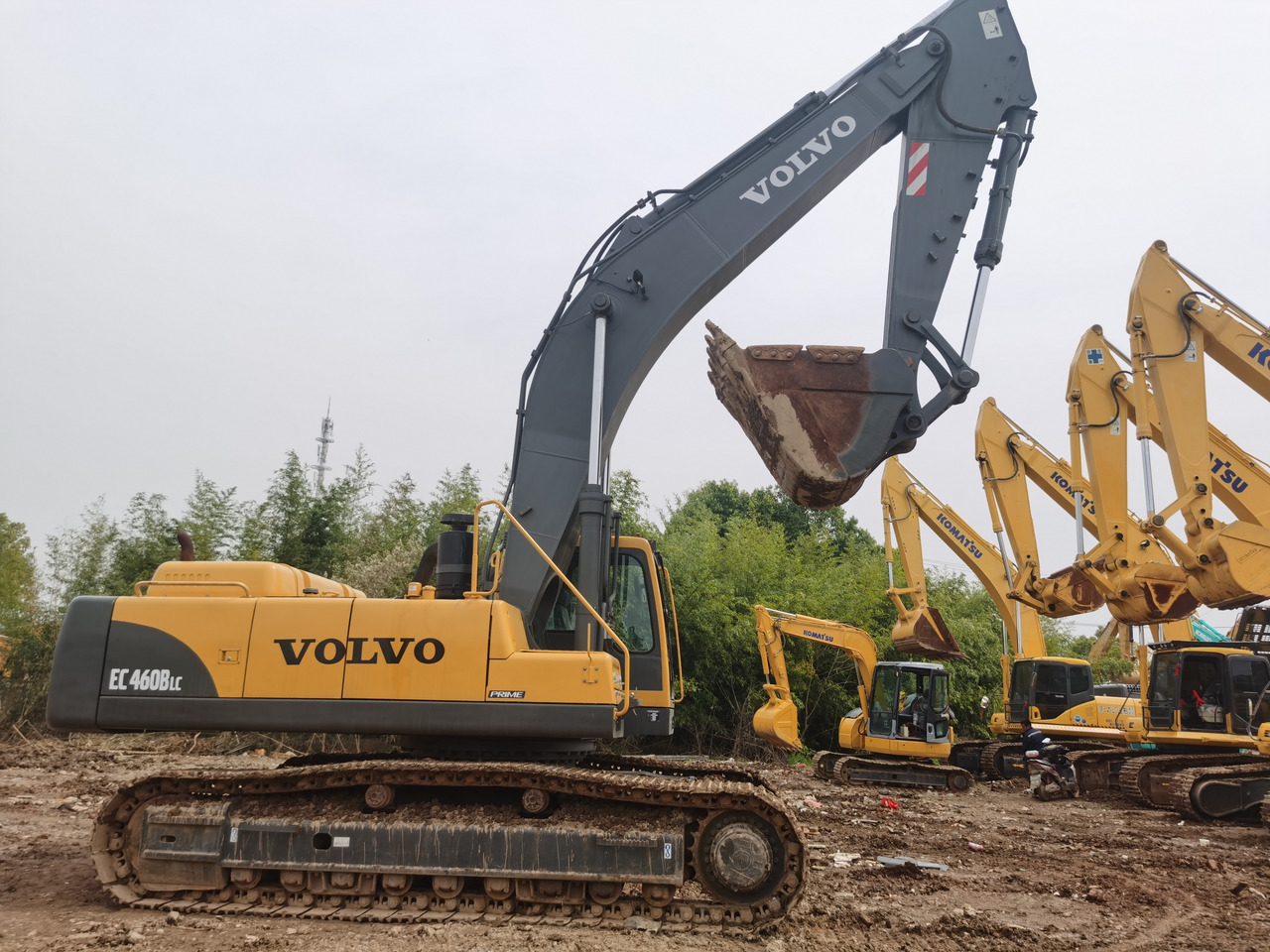VOLVO EC 460BLC - Pelle sur chenille: photos 1 VOLVO EC 460BLC - Pelle sur chenille: photos 1